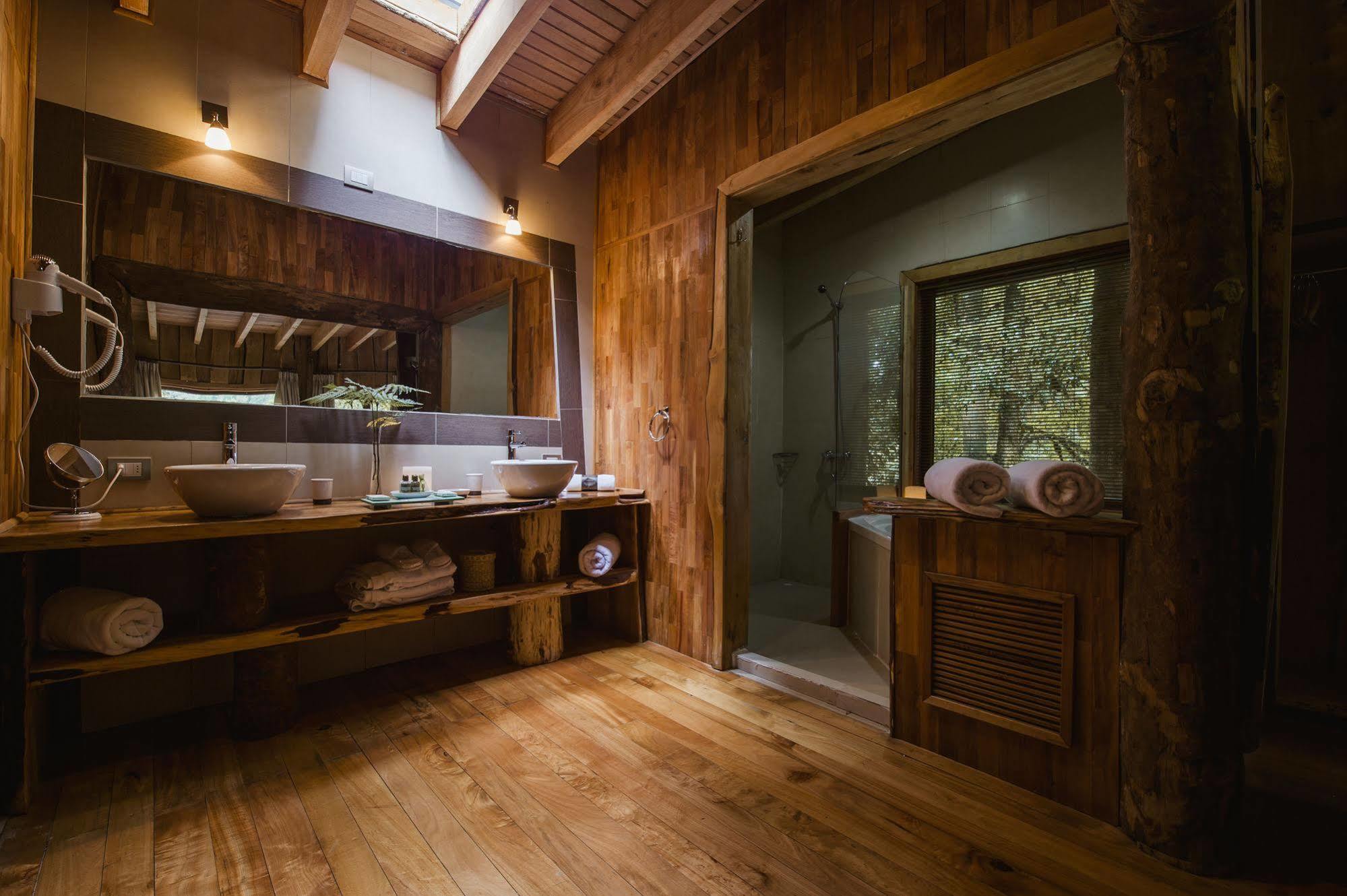 Huilo Huilo Nawelpi Lodge ปูแอร์โตฟุย ภายนอก รูปภาพ