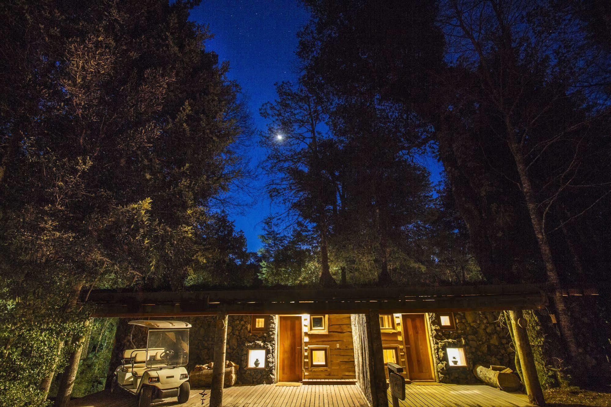 Huilo Huilo Nawelpi Lodge ปูแอร์โตฟุย ภายนอก รูปภาพ